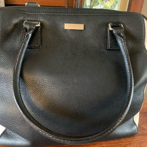 Kate Spade New York Ollie Magnolia Park - Picture 3 of 16